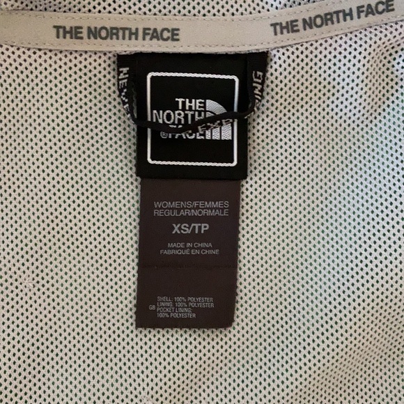 North Face water resistant jacket - Picture 5 of 7